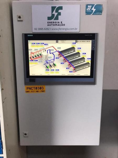 Painel Siemens SIMATIC para controle de temperatura e umidade